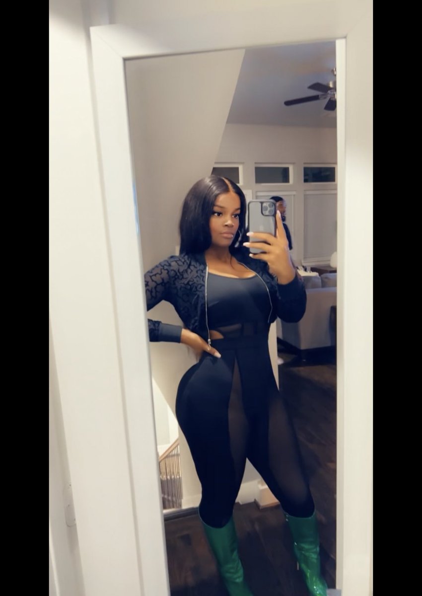 Stephanie 💞 tweet media