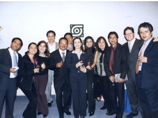 CIDEMAPP's tweet photo. Así celebrábamos 30 años de la #MAPP en 2006.

Este año cumplimos #46años.

✨Consulta nuestra convocatoria para el ingreso en 2023: https://t.co/QS9CbI8nBj 🤓 https://t.co/PbRYaq2Ru7