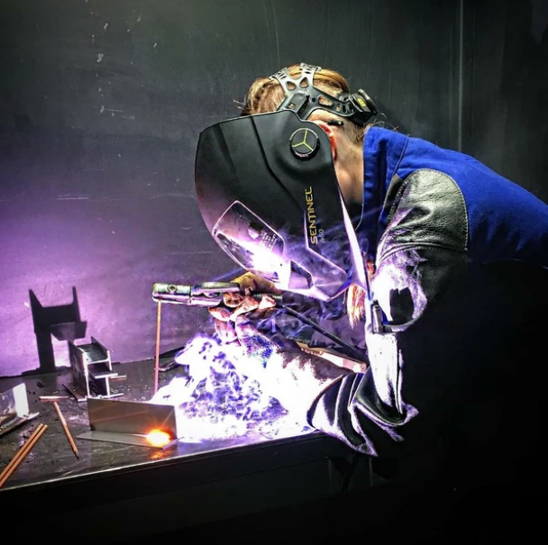 RochesterAFC's tweet photo. The New Year is less than 3 weeks away...start NOW on your goals of a new career! We are taking applications now for our February 2023 Career Welding Program. Call 585-349-7110 or email info@rocafc.com

#welding #welder #tradeschool #weldingschool #rochesterny #rocny #upstateny https://t.co/tx5XUm6TTI