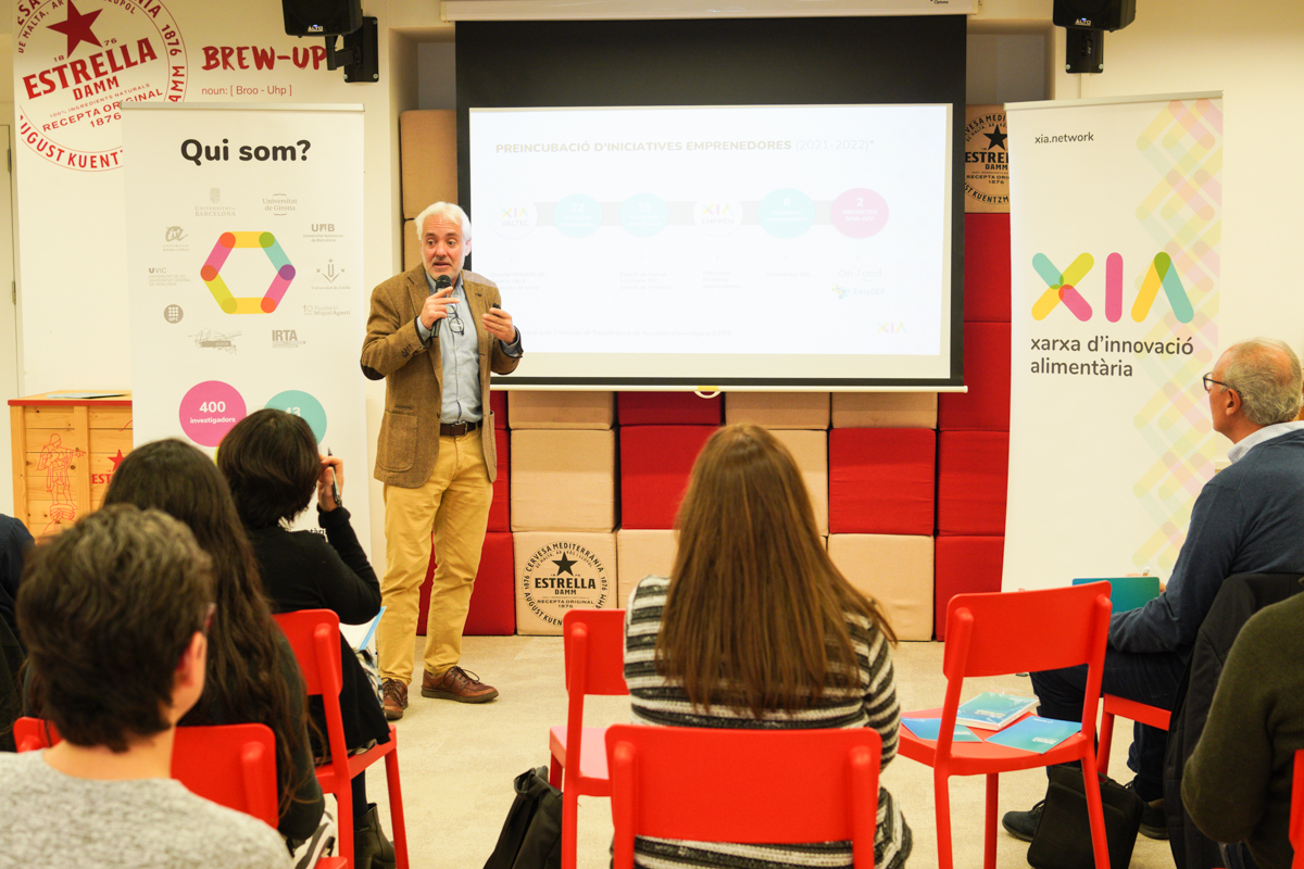 xianetwork's tweet photo. Nova jornada #DemoDay on s'han presentat els avenços de dos projectes d' #emprenedoria que estan sent incubats al programa #XIAEmpren juntament amb @TheCollider_MWC. Felicitats a @ApplNutrGRAFAIS i @BETA_TechCenter pels fantàstics projectes presentats!

#FEDERrecerca #innovacio https://t.co/CLzv8GKYO4