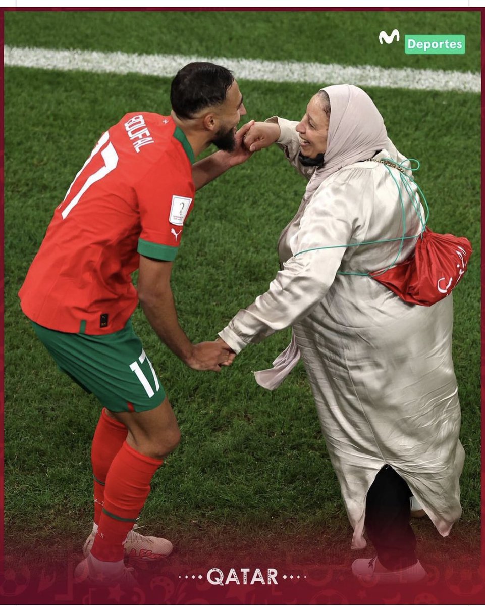 morocco with M from mom Emotional image by Sofiane Boufal! 🇲🇦   
 
Lovely image 💕

#ModoQatar #MoroccoVsPortugal #WorldcupQatar2022