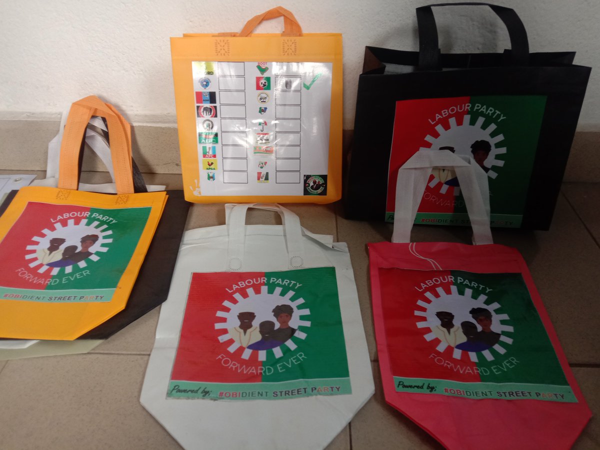 Obi_StreetParty's tweet image. with support from #Obidients, we shall be victorious in February 2023
As part of the initiative, these are the items we share to eligible individuals in the communities to help create more awareness
send us a DM and feel free to visit our website for more obidientstreetparty.webflow.io