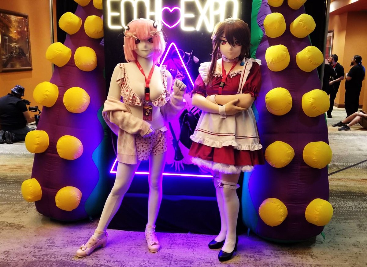 keterkigu's tweet photo. Head Maid and Boss Bitch Do Ecchi Expo dot avi
@TopiURA 
📸: @Fumi_Kig 
#ECCHIEXPO #EcchiExpo2022 #kigurumi #kigurumimask https://t.co/wp6Vkpvkup