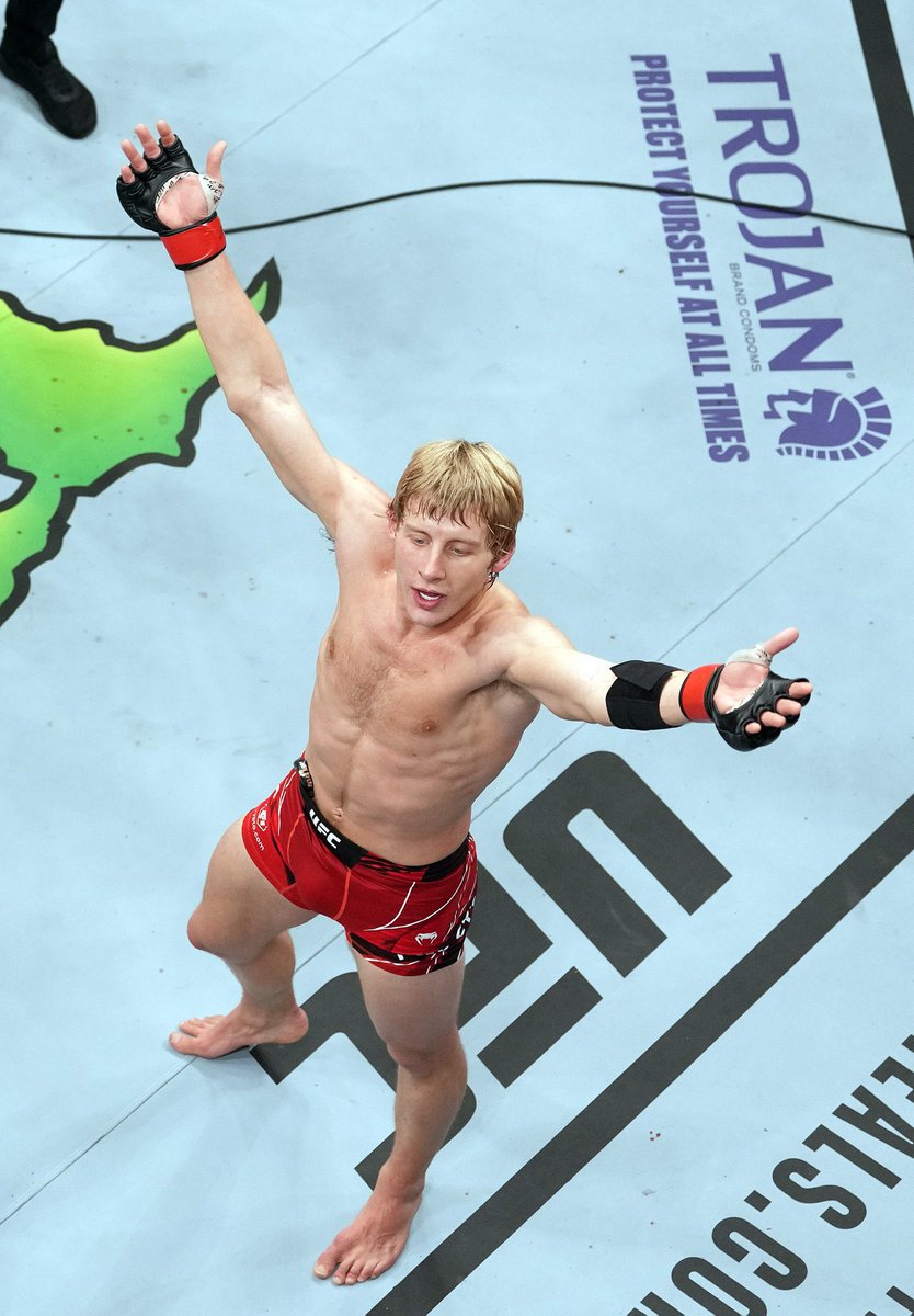 mma_orbit's tweet photo. Is there anyone in the lightweight top 15 that you think Paddy Pimblett could beat?🤔
#UFC282 #UFC #MMA https://t.co/qwNmGImUke