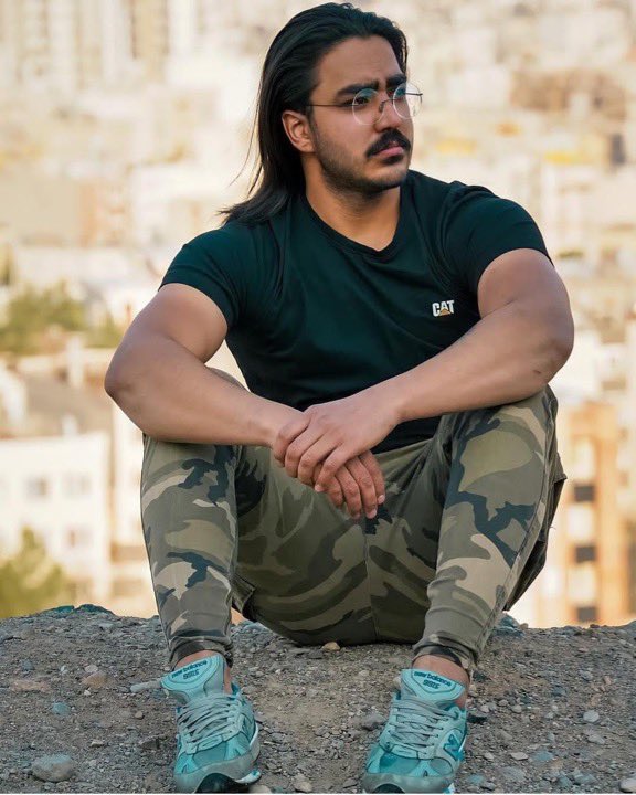 ianbremmer's tweet image. this is majidreza rahnavard
he was convicted of the charge of ‘enmity against god’ in iran
 
and becomes the second protester to be executed by the regime
rip