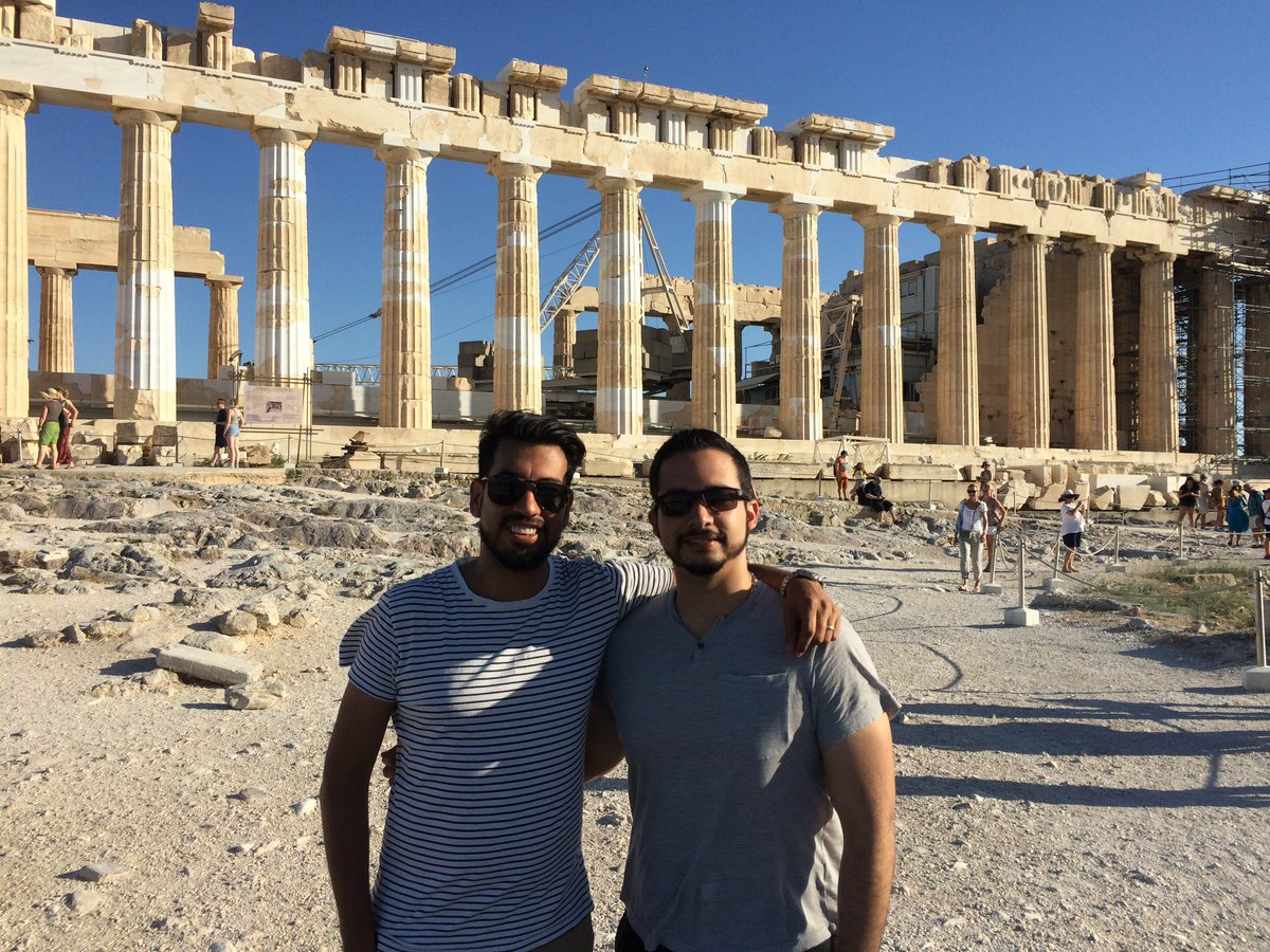 The Crystal Matula award is granted to a young 🇪🇺 urologist who should have the capacity of becoming or is already considered as a future leader in academic European urology. Honored to be the 2023 recipient 😊🎊🍾Thanks to my family, mentors &amp; friends for the support <a href="/Uroweb/">European Association of Urology (EAU)</a>