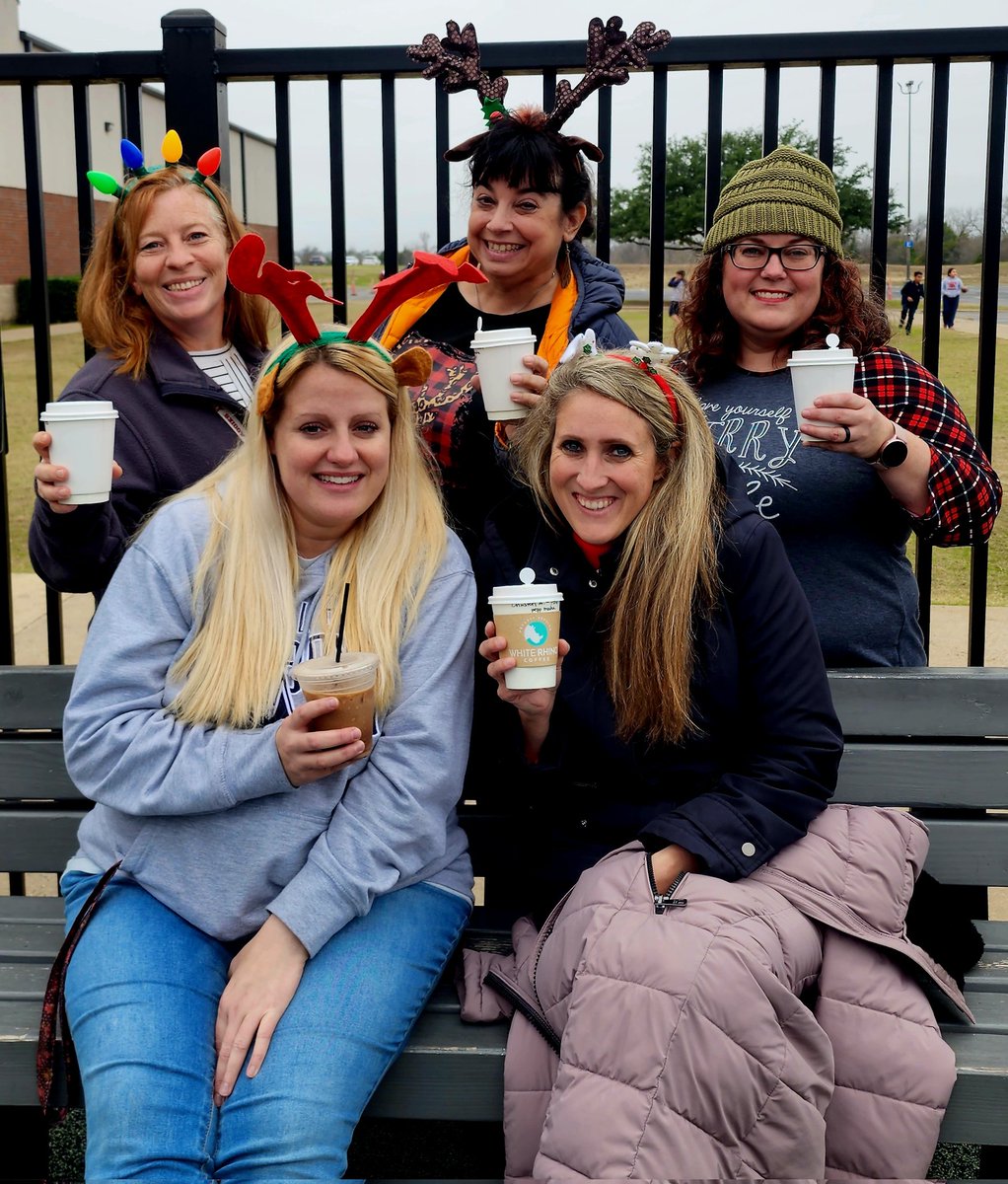 lmathews4th's tweet photo. Thank you @oakschurchtx for our dose of caffeine this morning ❤️ @LSROmustangs @lifeschools #5thgrade https://t.co/3Gen43fr9Q