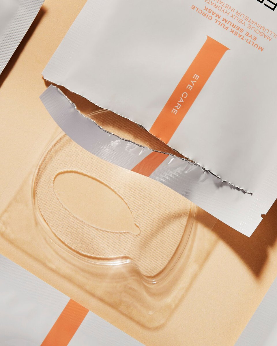 ErnoLaszlo's tweet photo. It’s HERE! 🌟Allow us to introduce you to our NEW Multi-Task Full Circle Eye Serum Mask! These refreshing eye hydrogels instantly plump and hydrate the upper and under eye, reducing the look of fine lines and under-eye sagging. https://t.co/ZIKGiHTOrf