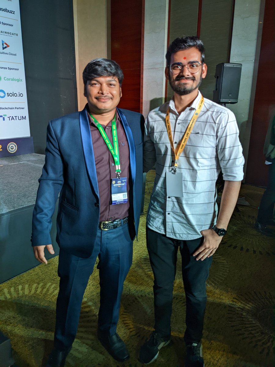 Mr_Pandav's tweet photo. AWS Community day 2022 #Pune
Met the awesome @techie_sandy

#AWS #awscommunityday 
#DevOps

@AWS @AWSCloudIndia 
@AwsPune https://t.co/uhqM2jn39c