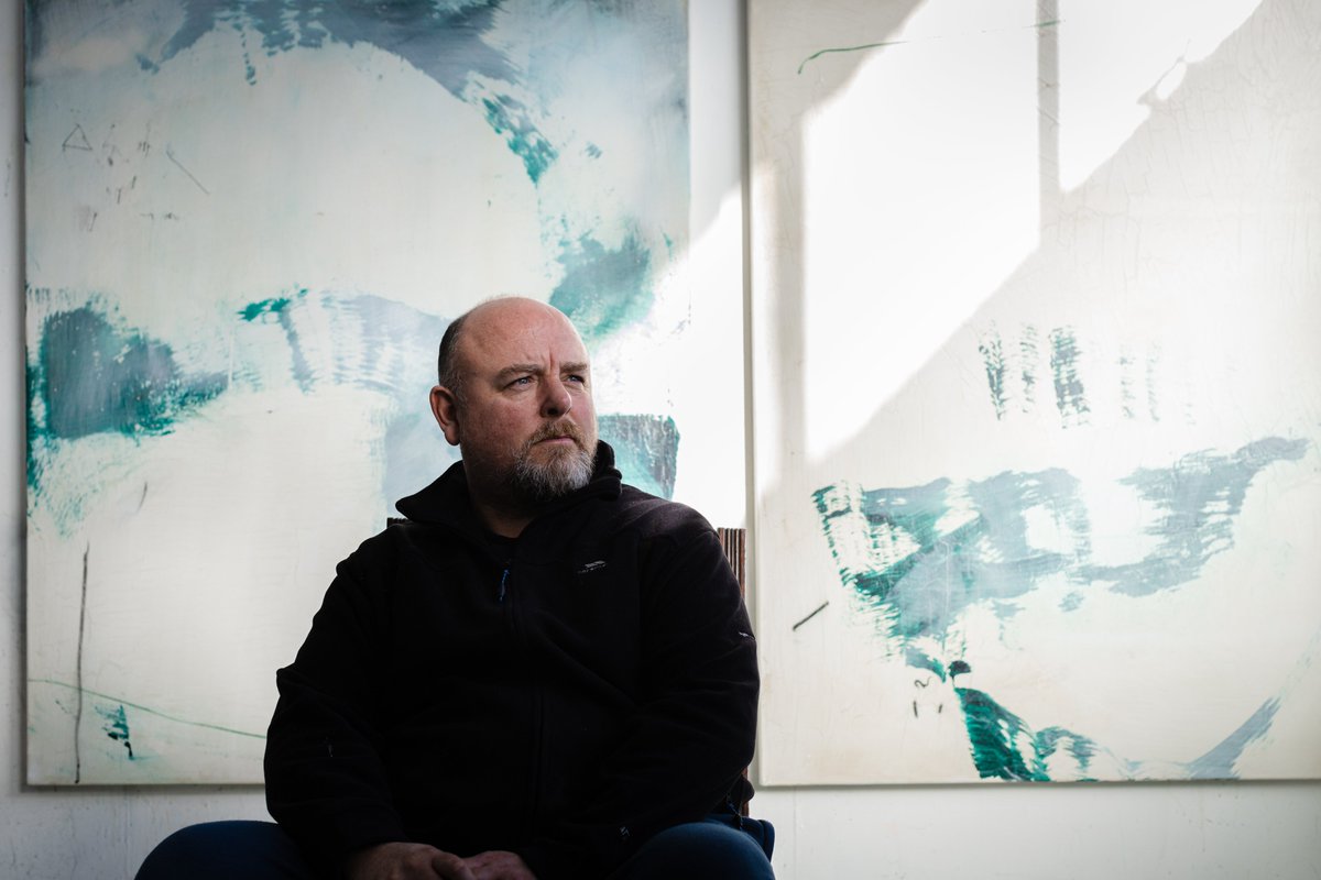 MTArtAgency's tweet photo. 💙Artist Spotlight: Today's daily dose of artistic inspiration comes from MTArt Artist @samlock4. https://t.co/FMBjU05LiN A contemporary British painter exploring the rhythms and currents of painting, creating a journey between and through layers. #MTArtAgency #SamLock https://t.co/p2ITKnvfUv
