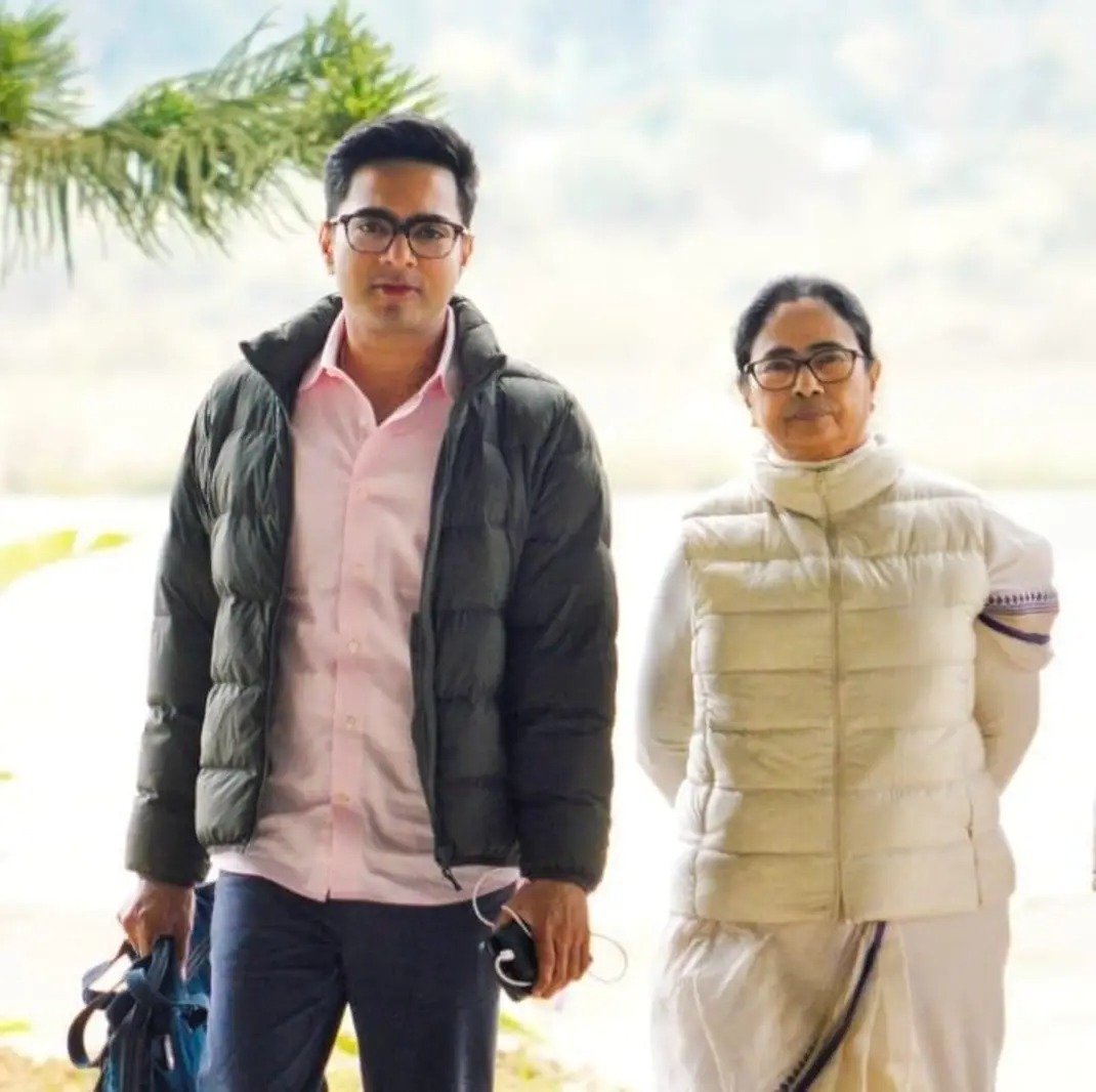 Rahul_AITC's tweet photo. বর্ষশেষের সেরা ফ্রেম
@MamataOfficial @abhishekaitc https://t.co/zRHYm7cTjm