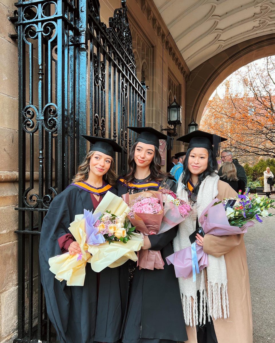 GeorgiaSavvides's tweet photo. 1 degree down, 1 more to go. Master of Science in Tissue Engineering for Regenerative Medicine with Distinction 👩🏻‍🎓 Nearly Doctor Savvides! 🩺👩🏻‍⚕️ @UoM_BMLabs @FBMH_UoM  I feel so lucky 🫶🏽 https://t.co/VVlZqFNzri