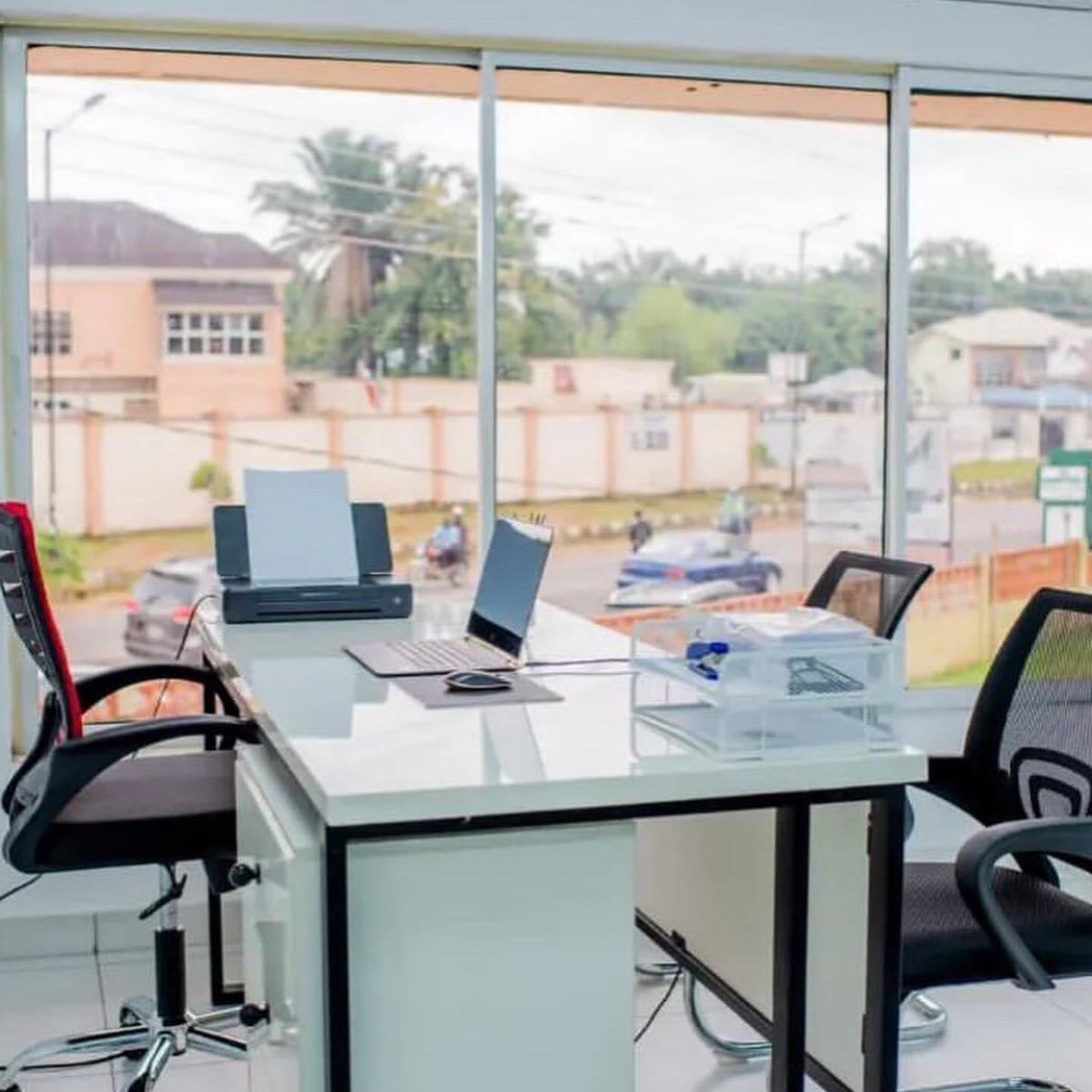 maxxapartments's tweet photo. Are you in Ibadan and you need a workplace to work? @maxxapartments has a perfect work place for you. For more enquiries, call +2349126757183.
#remotework #ibadantwittercommunity #ibadanbusiness #exploreibadan #ibadankiniso https://t.co/rEytU1ar4I