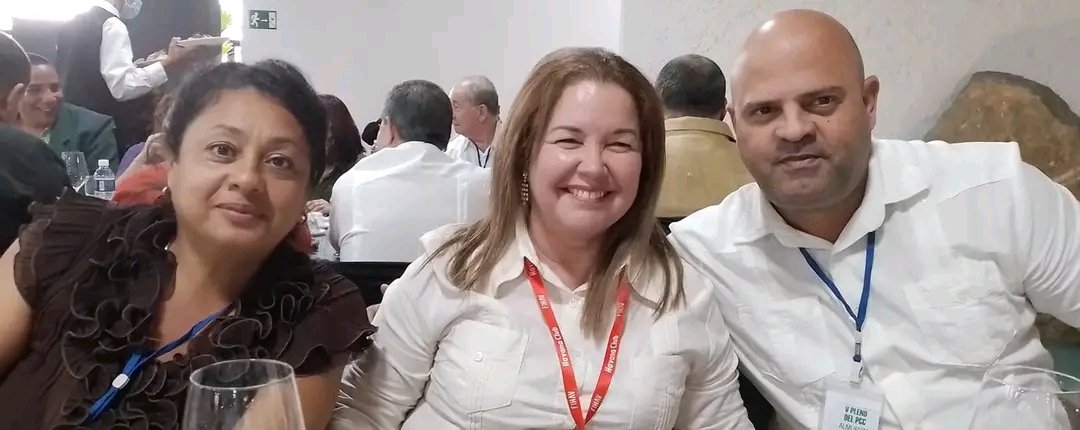 HenryOmarVC1's tweet photo. #Villaclareños @Colina_VClara y @yudi_mercedes en sesión de la @AsambleaCuba
#CubaLegisla #PoderPopular #PoderDelPueblo

📸 @BoliviaTamara 
@DrRobertoMOjeda @DiazCanelB 
@RPolancoF https://t.co/Zl0m8bunjg