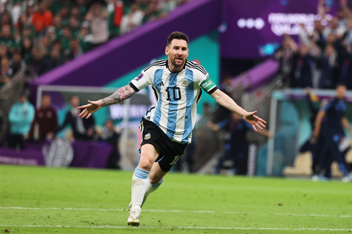 🎁🎄 Si Messi hace gol frente a Croacia y Argentina gana, sortearemos su camiseta entre todos los que den RT a este tweet y sigan a <a href="/Somhiseremfcb/">Som I Serem FCB</a> y a <a href="/BlxckNews/">Black</a>. 

✅ RT + FOLLOW
<a href="/Somhiseremfcb/">Som I Serem FCB</a> y <a href="/BlxckNews/">Black</a>

✈️🌍 Envío international
Gracias a @waksport7.
