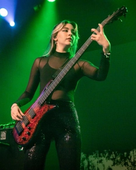 TheWarningWorld's tweet photo. #alevillarreal @TheWarningBand2 show at @HistoryToronto π₯π₯π€π»
πΈ @DaveBlass
#TheWarning #ExplosionsTour #alevillarreal #rockstar #bassist #thewarningrockband #rock #hardrock #rockandroll https://t.co/lDcJesCqK2