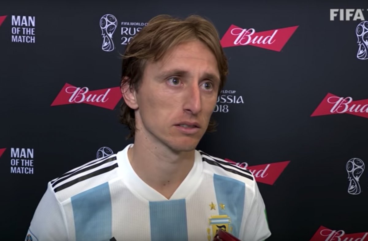 🚨 ÚLTIMO MOMENTO 🚨

Luka Modric se nacionalizó argentino y jugará las semifinales para la Albiceleste.