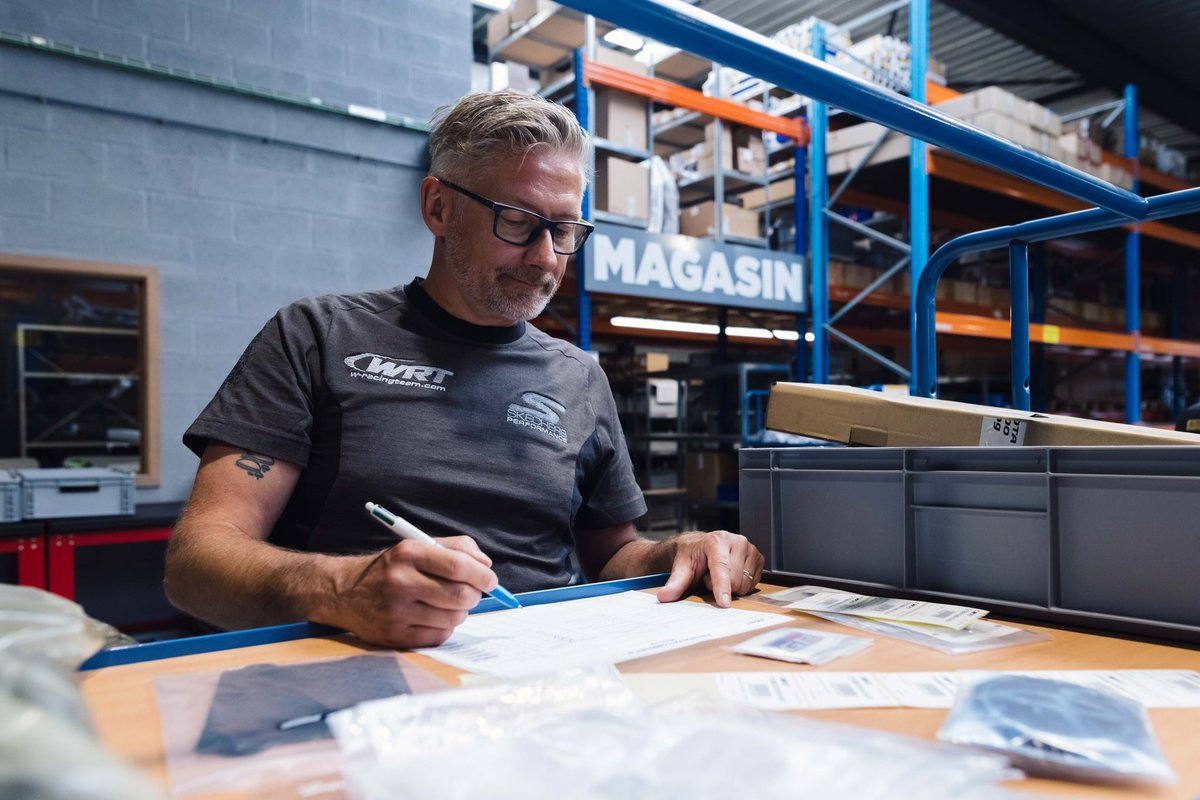 followWRT's tweet photo. Did you know that…☝️
WRT’s manufacturing department has 2,500m² of workshops, warehouses and offices and employs almost 35 people.
📸 Brecht Decancq
#WRT #Rollcages #VWfunCup #chassis #WRTfact #GT4 https://t.co/rSEuDrfpQg