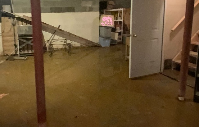 Our crews have been handling consistent #Emergency #WaterDamage services from #FailingHotWaterHeater for all different models and sizes. Is yours over 8 years old? Has it been serviced regularly? #SERVPRO #WaterDamage #EmergencyRestoration #WaterExtraction #HereToHelp