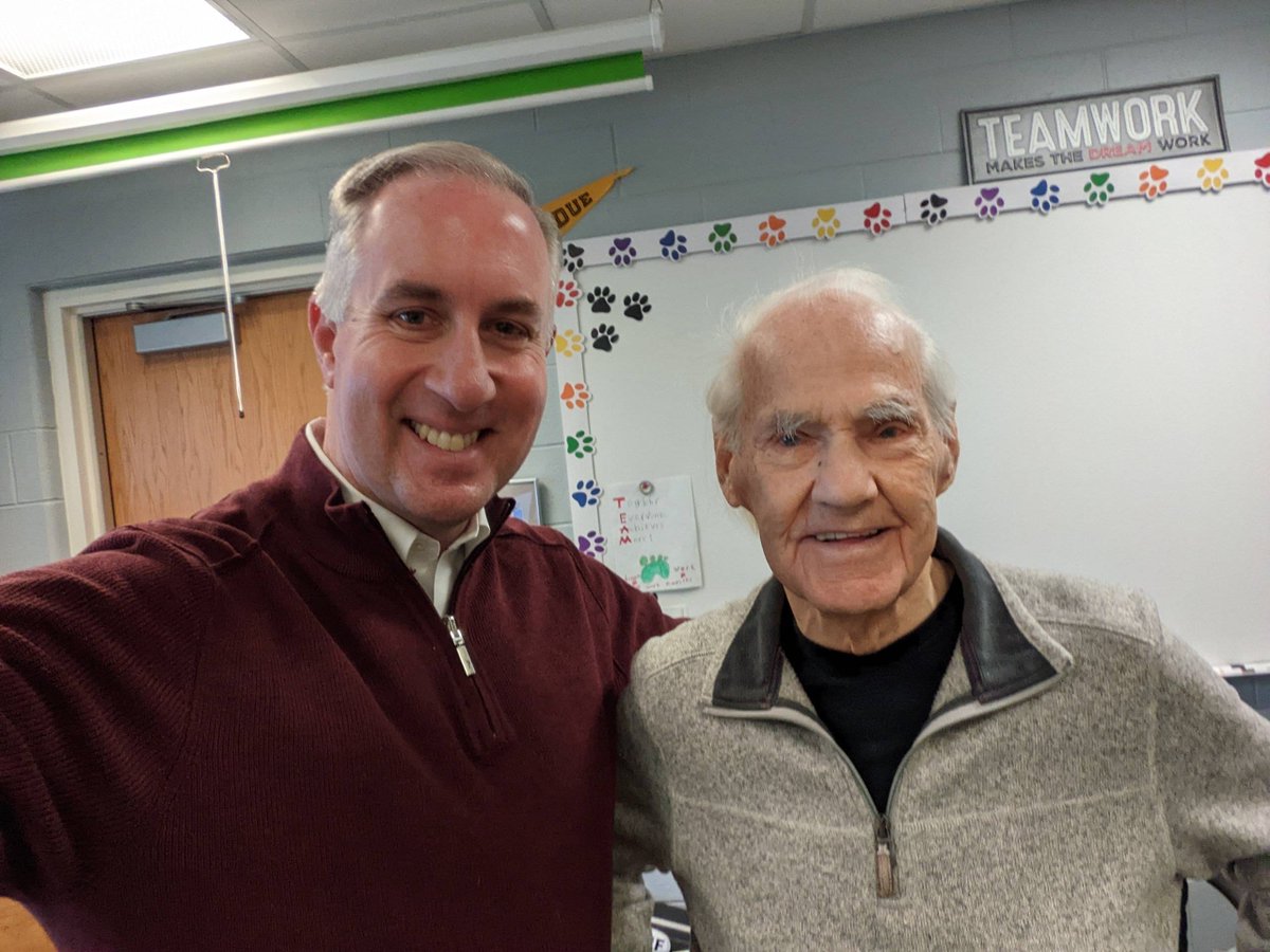 Novi Woods Elem. tweet media