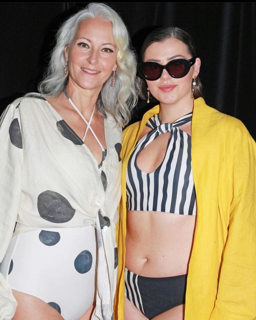 luciangels_com's tweet photo. Backstage with @saint.somebody  at #aafw ‘22
Image via @gettyimages 

#Autumn22 #december #vogue #christmastime  #Christmas  #freeshipping #nyfw 
#usa #unitedstates #instagram #girls
#FashionPhotography #Accessories #fashionista
#bottoms #fb #follow #gettiimage #pinterest https://t.co/d3WRo50HdI