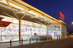 PassivhausTrust's tweet photo. #DYK theres a #Passivhaus certified supermarket in #Ireland?
https://t.co/PyMoShaZYE

Discover more commercial #Passivhouse schemes:  https://t.co/x3PsoMjlfK

#NotJustHouses #MythbustingMonday #ArchitectsDeclare #BetterBuildings #MondayMotivation https://t.co/KSxT23eKJ4
