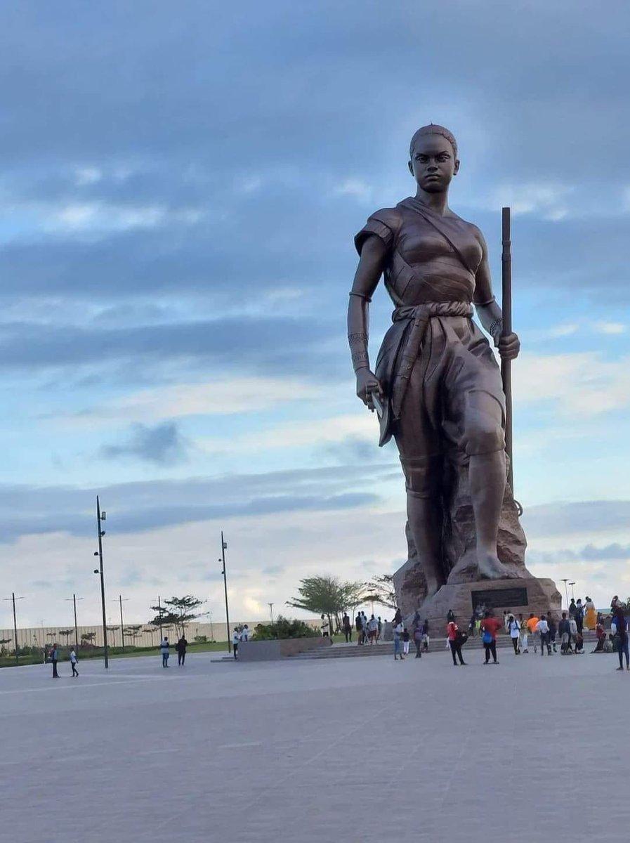 sabii_ktm's tweet photo. Depuis la je vois les ivoiriens entrain de crié sur wizkid mais j’ai vue personne insulté le Bénin hien 😂😂😂😂 y’a quoi les gars ?? Votre courage la es où en faite ??? 😂😂😂😂 🤣❤️😂🇧🇯🇮🇪 https://t.co/RxYDmPPNED