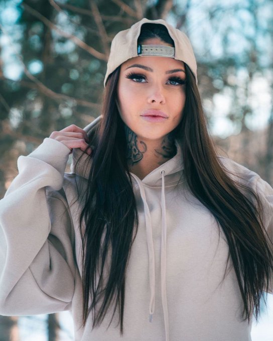 Canadian cold ❄️🇨🇦 retweet if you are canadian too 😍 https://t.co/9DBJLWQTOj<a href="/tag/tattoo"class="tags"><span>#tattoo</span></a><a href="/tag/tattoedwomen"class="tags"><span>#tattoedwomen</span></a><a href="/tag/tattoedgirls"class="tags"><span>#tattoedgirls</span></a><a href="/tag/tattoocolour"class="tags"><span>#tattoocolour</span></a>