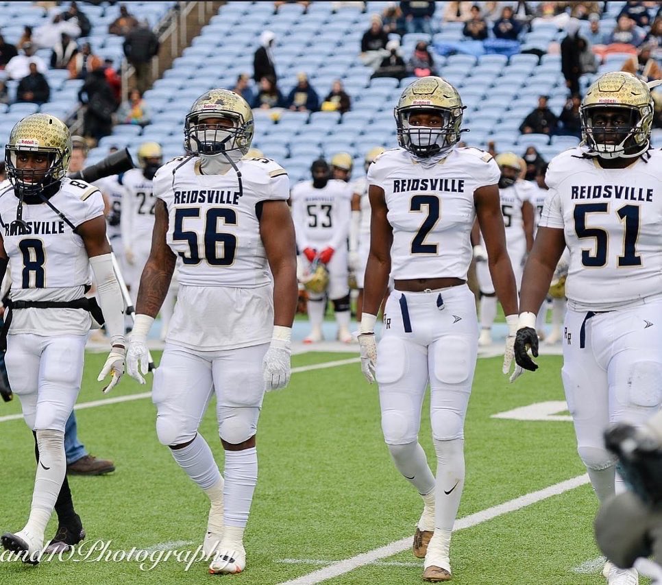 PriceNashaun's tweet photo. 5️⃣•6️⃣ out✌🏾,4 years ,3 state appearances,2 state championships wouldn’t wanna do it no where else , I love all my bruddas on this team wouldn’t trade them for nun thanks for making my senior season the best came up short but on to better things, imma #Ram 4L bleed blue &amp;gold💙💛 https://t.co/m6qolkonHg