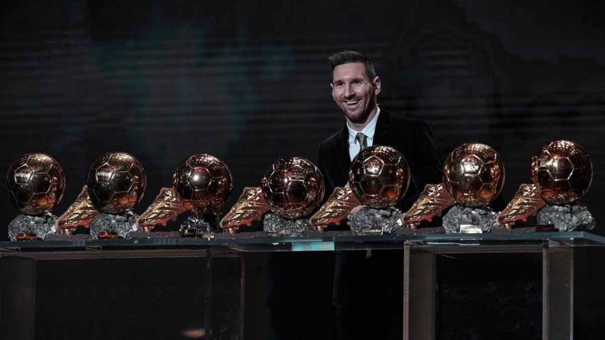 fIacovazquez's tweet photo. Por que odian a Messi? 🇦🇷

En 45 partidos contra el Real Madrid, Messi participó en 40 goles (26 goles, 14 asistencias).
Desde su debut, Lionel ganó 35 títulos y el Real Madrid 22. En este periodo,  Lionel ganó el doble de Ligas (10 contra 5 del Real) y las mismas Champions (4-4) https://t.co/O8U2JbIYye
