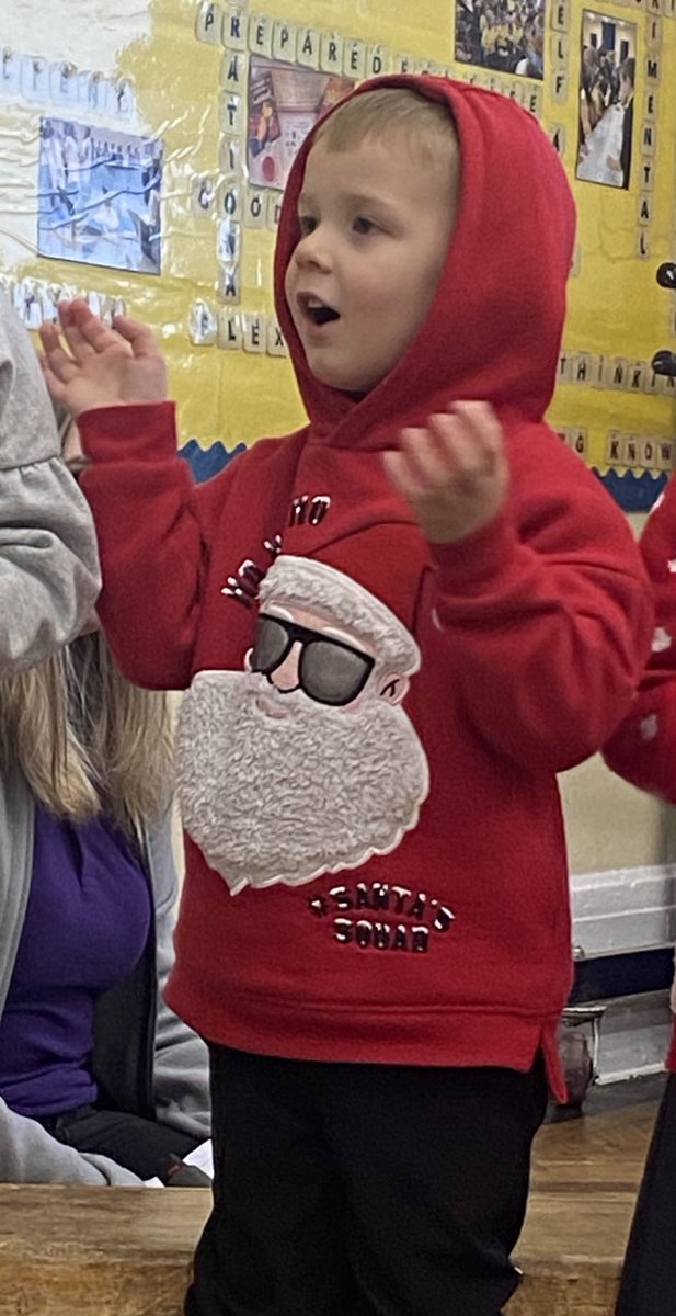kimeeds's tweet photo. Axel really enjoy taking part in the nativity he had so much fun and was great seeing him joining in 🎅 https://t.co/i2oYSuOHsV