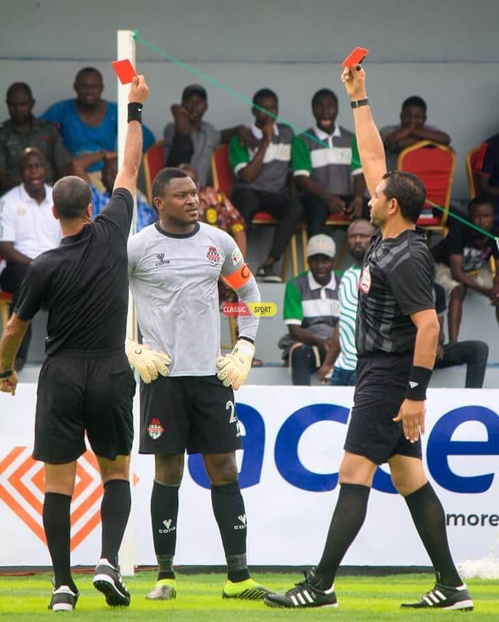 Mbahdeyforyou's tweet image. What was his offense😂