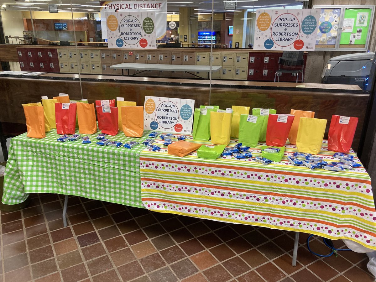 UPEILibrary's tweet photo. Exam Pop-up today! Come on into the library and enjoy a rice krispie square and coloring sheets! βοΈπ#robertsonlibrary #UPEI https://t.co/gVfgNQ3q8k