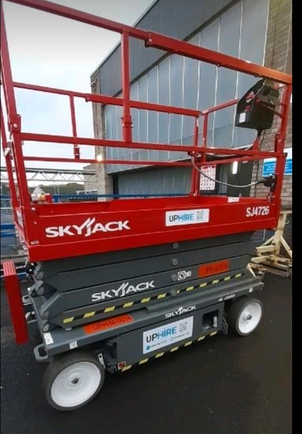 UphireUK's tweet photo. One of our customers had a last minute call out today, we were able to act fast and provide a lift for them within a matter of hours.
A same day delivery provided a same day solution for our customer.
#scissorlift #mewps #samedaydelivery #uphire https://t.co/Ds2lxyVtrD