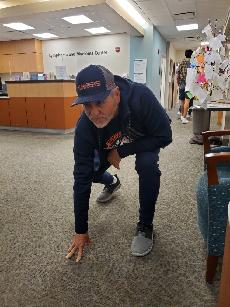 RebeccaKSmith's tweet photo. Text from mom: “Dad gained 5 lbs! He says it’s muscle from your workouts!”
Then sends this picture as a follow up! 😂🏈 #utsa #PutHimInCoach @UTSAFTBL https://t.co/TE3vJDWZiL