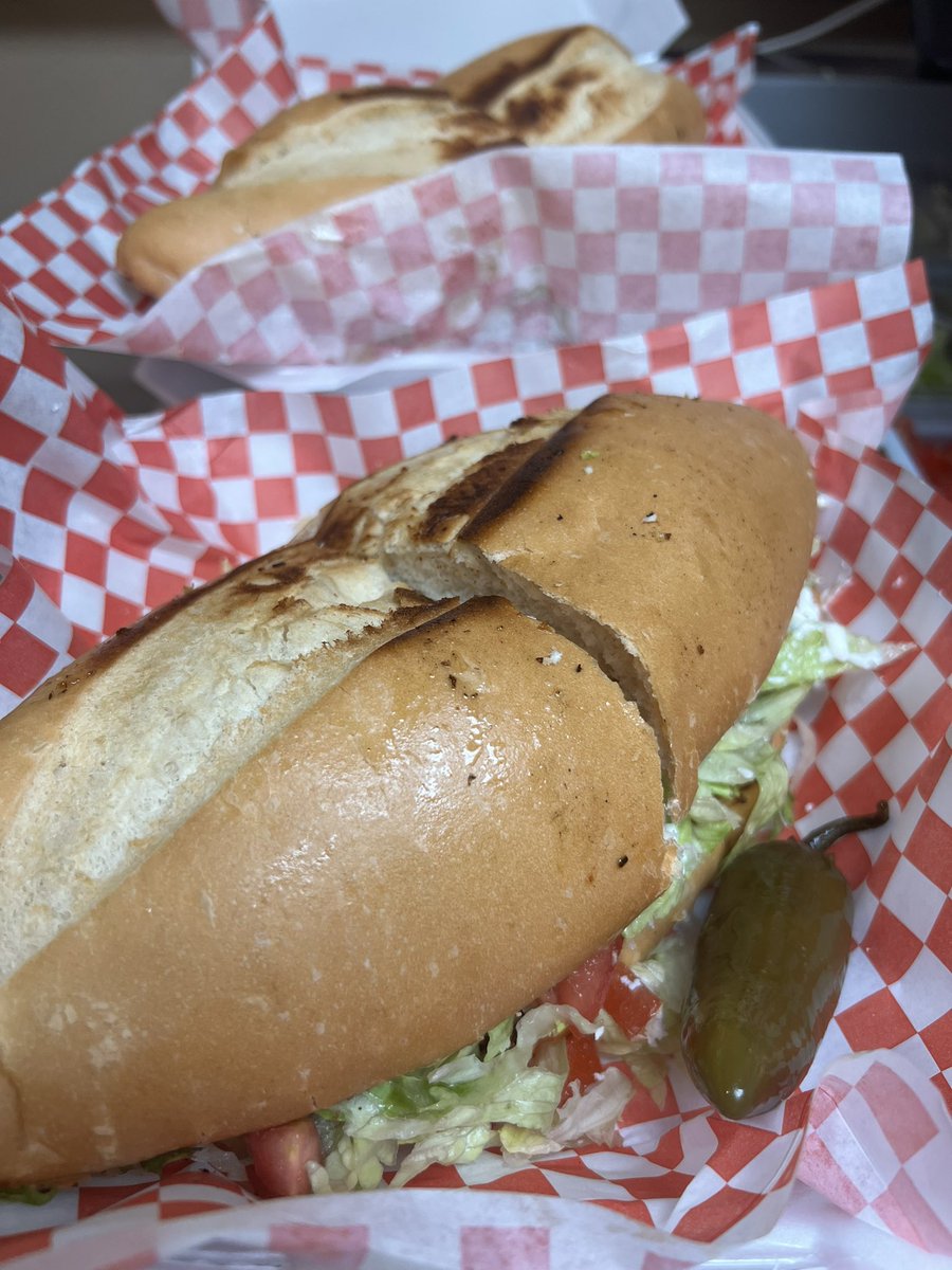 evelyn_llanas's tweet photo. Hey guys I would greatly appreciate it if y’all like and retweet this post for me 🫶🏼. We offer daily specials, including our quesabirrias on Wednesdays, frijoles charros, real MX cokes and aguas frescas at Taqueria Tres Maria’s 10414 Telephone Road 77075 Houston TX https://t.co/EsyGqdoPOq