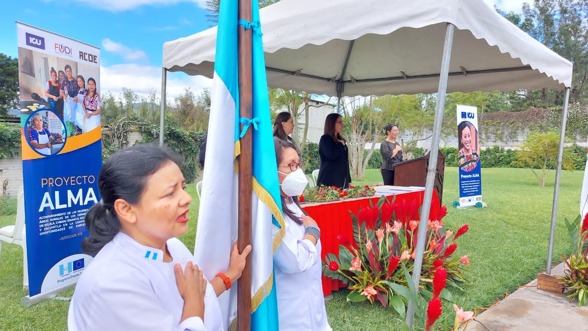 icu_ong's tweet photo. Nel quadro del progetto #ALMA, 65 donne provenienti dalle aree rurali di Sacatépequez, Chimaltenango, Solola, Escuintla e altri dipartimenti hanno ricevuto un diploma approvato dal Ministero dell'Istruzione che consentirà loro di svilupparsi professionalmente.
#proyectoALMA https://t.co/bQg7rL0gJh