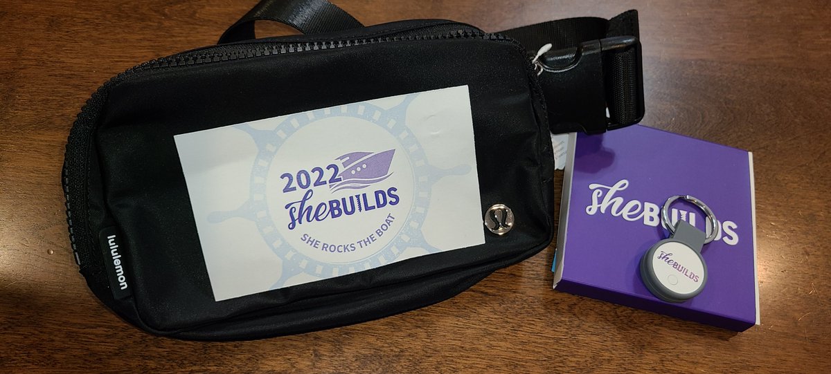 shebuildschi's tweet photo. Looking for a unique holiday gift? How about one that supports women in construction? Check out these belt bags made by Lululemon and including a geo tracker and inspirational quote from She Builds®. Contact info@shebuilds.org for more information.  Suggested donation, $75. https://t.co/hxAW8nyz1b