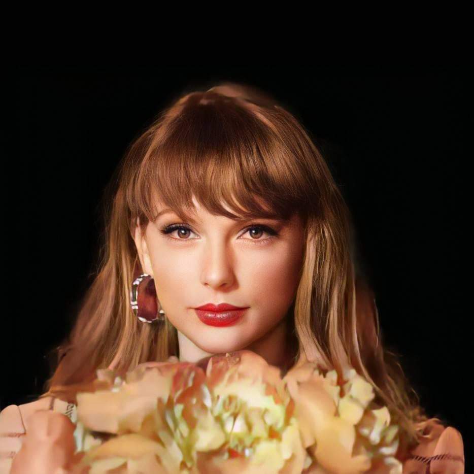 cherreshs's tweet photo. Happy Birthday T! I love you always! 😘🥰🤗💜 
See you soon. @taylorswift13 🥺 https://t.co/xeK3SXTc3h