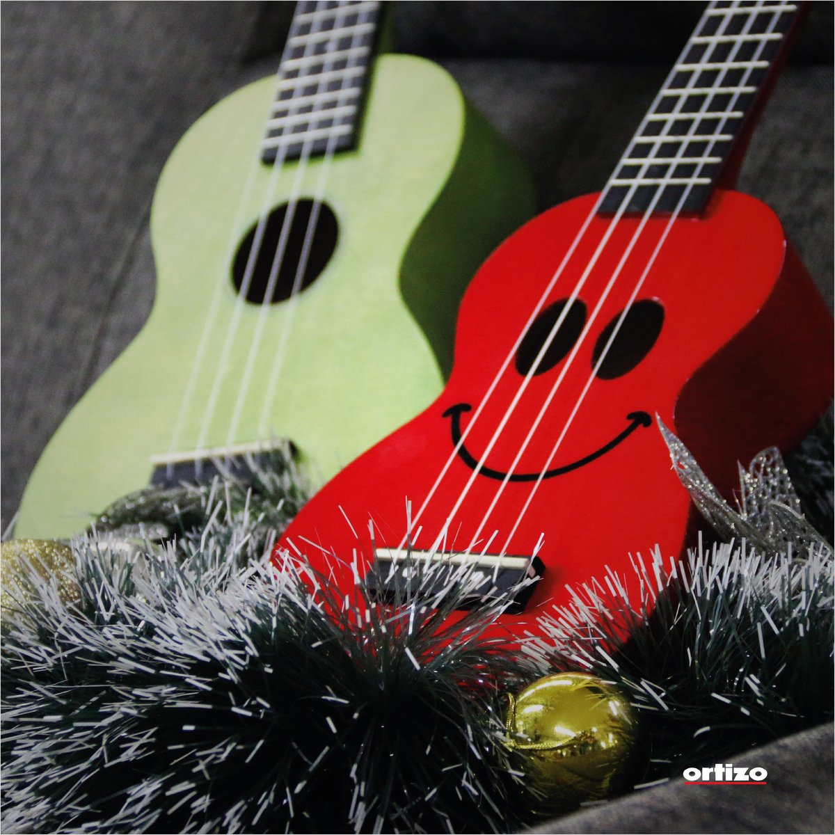 Ortizo_play's tweet photo. ¡Es una linda carita sonriente y ¿quién puede resistirse a uno de esto?!

¡Ideal para un regalo en esta navidad!

 #ukelele #ukeleles #ukelelelove #ukeleletime #ukelelecover #ukelelesongs #ukelelecovers #ukelelelessons #ukelelesoprano #ukeleletutorial #ukeleletime #guitarrita https://t.co/SeBPBfrp1N
