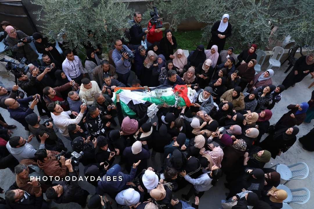 Timesofgaza's tweet photo. From the funeral of the 16-year-old Palestinian girl, Jana Zakarneh, who was shot dead by the lsraeli occupation forces yesterday in Jenin while she was looking for her cat at the roof. https://t.co/m0E56ezfEg