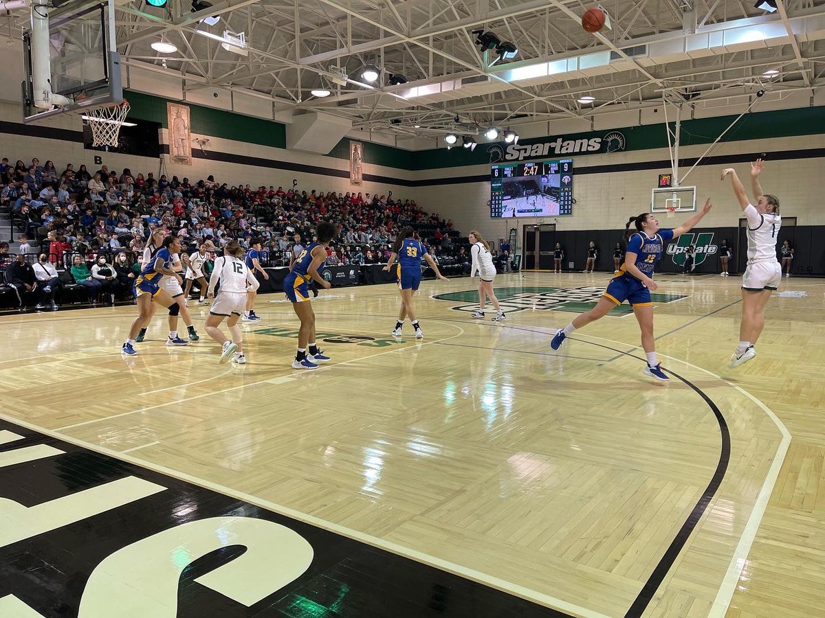 USCUpstate's tweet photo. The Hodge is rockin’! Our thanks to all who visited us today for our Ingles Education Day presented by BASF! @UpstateSpartans https://t.co/mCA3o1WEeE