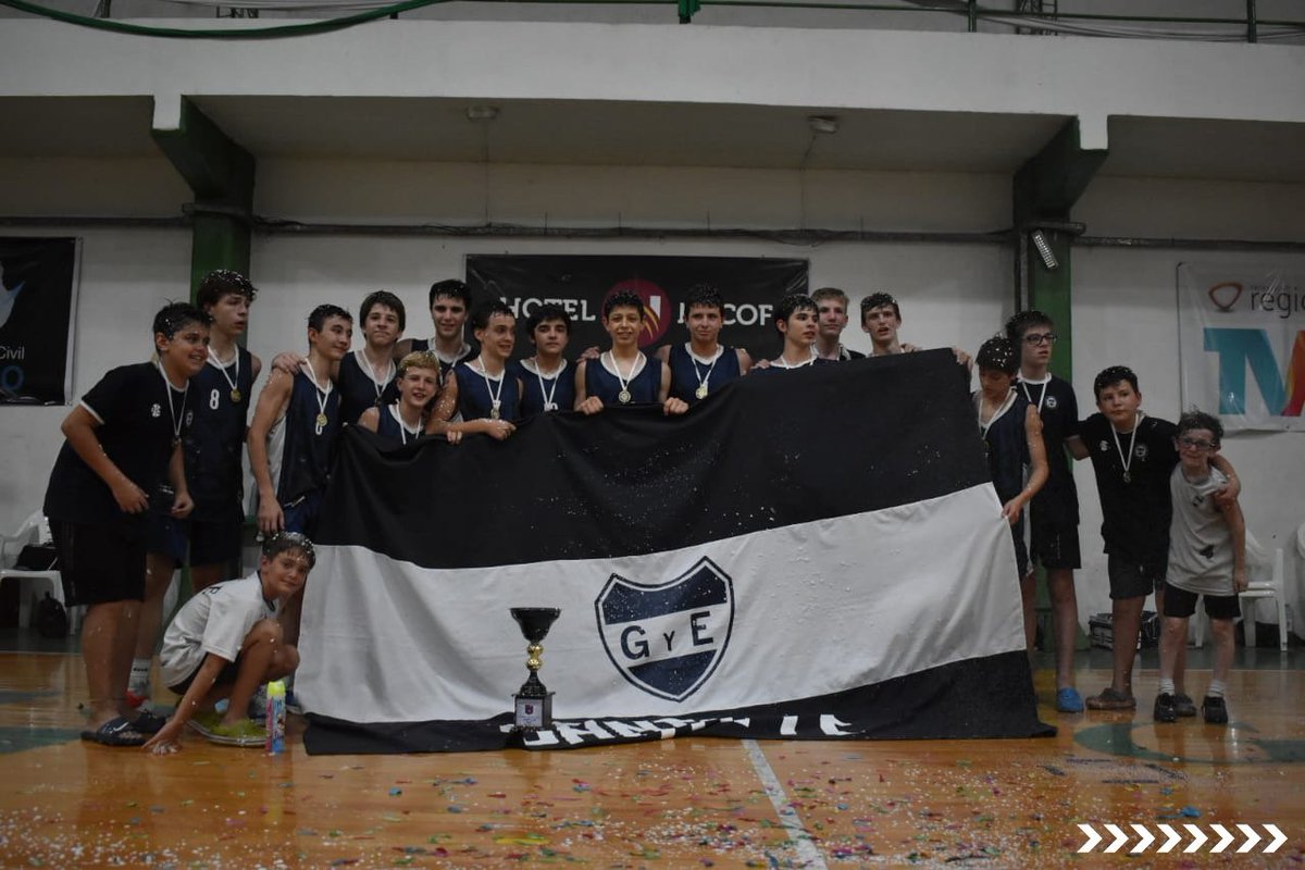 Gimnasia Básquet 🐺🏀 tweet media
