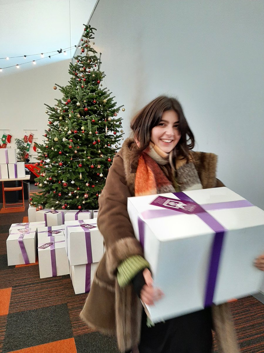 DoorwayWS's tweet photo. It's that time of year again! Doorway Elves are delivering Xmas Hampers today in the Berlingo Sleigh! Thankyou @lovenorwich for these boxes of love 🎄 🎁 https://t.co/4wYTrxg6KZ