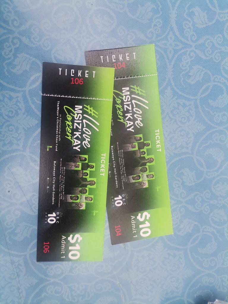 nokue14's tweet photo. The #ILoveMsizkay concert was everything I thought it would be and more ❤️. The opening acts we very entertaining 😁, Thank you @Msizkay. https://t.co/CmSyJh9pf2