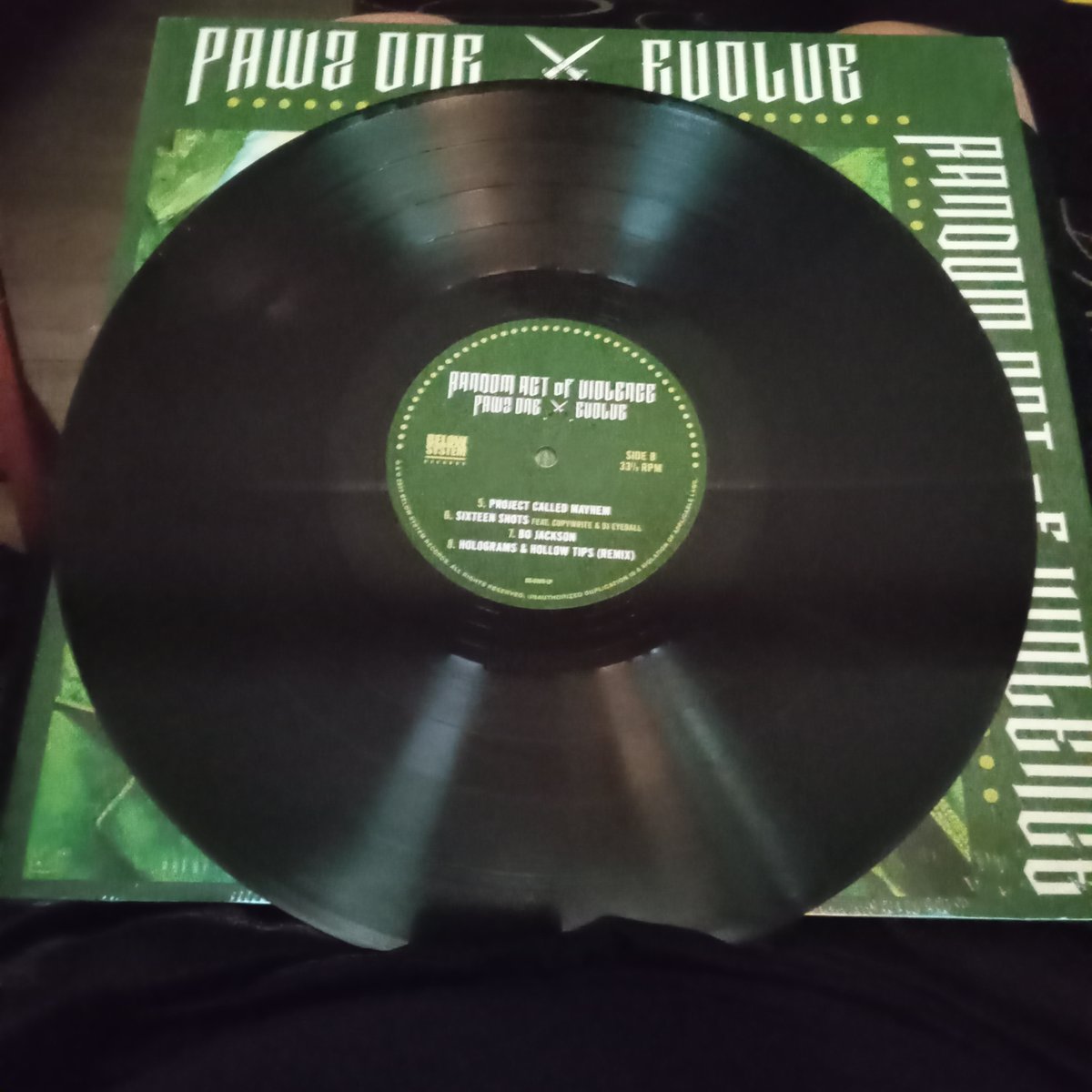 Evolve1980 (@evthewordnerd) on Twitter photo 