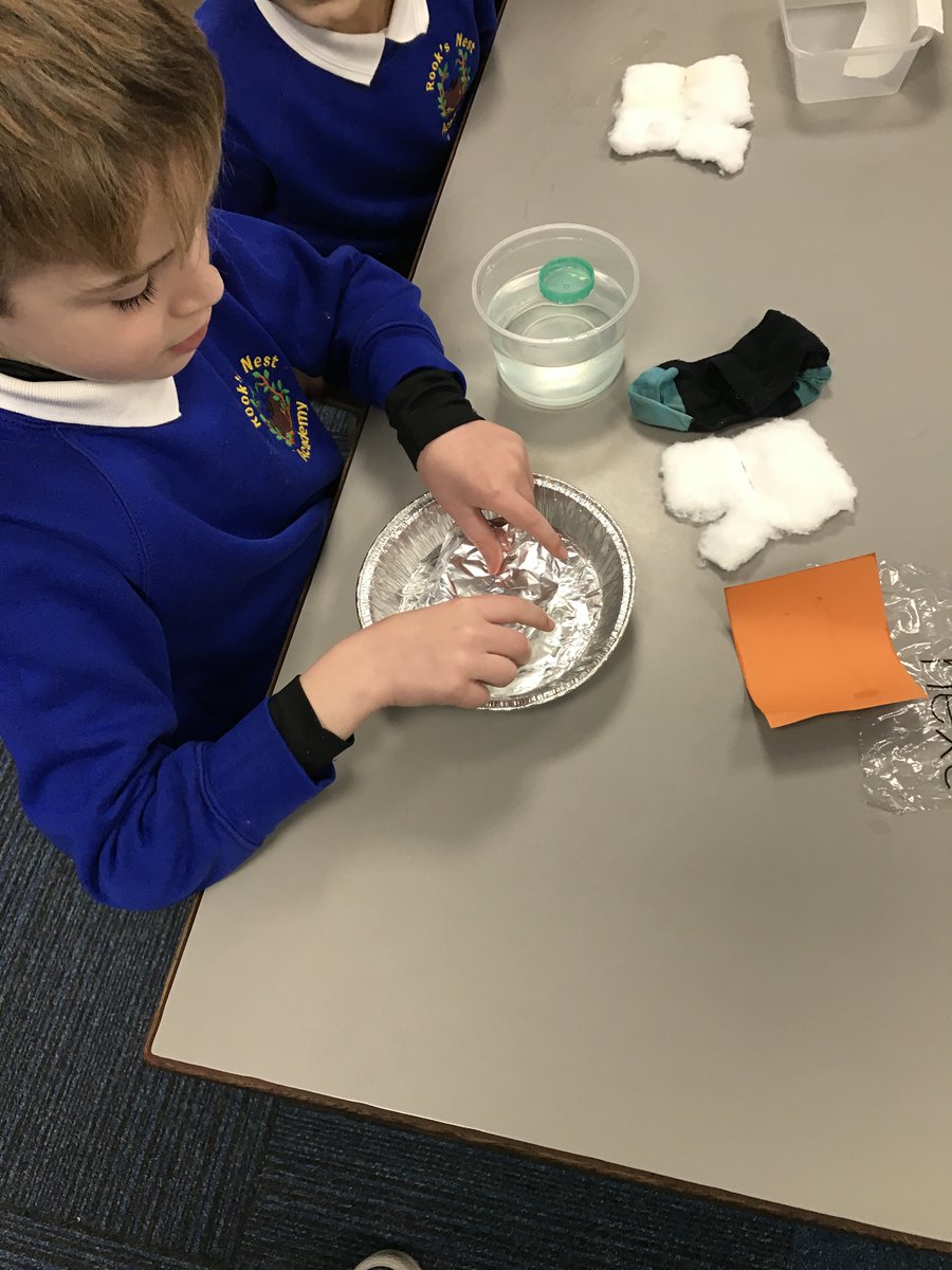 RNAMrsMilfull's tweet photo. Today Year 1 and 2 have been doing a science investigation to find out which materials would be best at mopping up a spill. We found out that socks and kitchen roll are very absorbent, because they contain lots of tiny little holes. https://t.co/xCVaP0rA7M