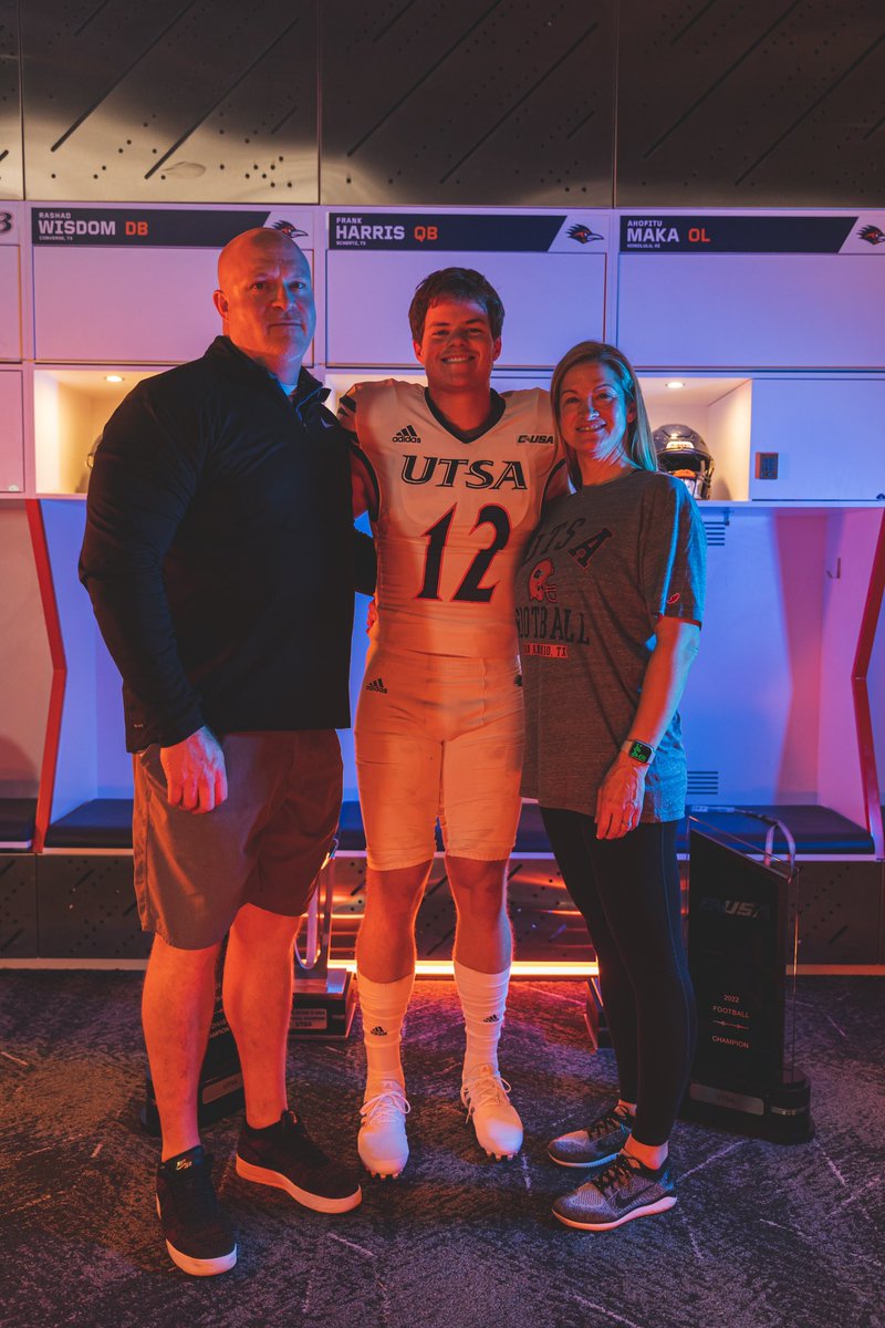Jackson_Gilkey's tweet photo. 🏠.
@UTSAFTBL https://t.co/92ZWPKO1AC