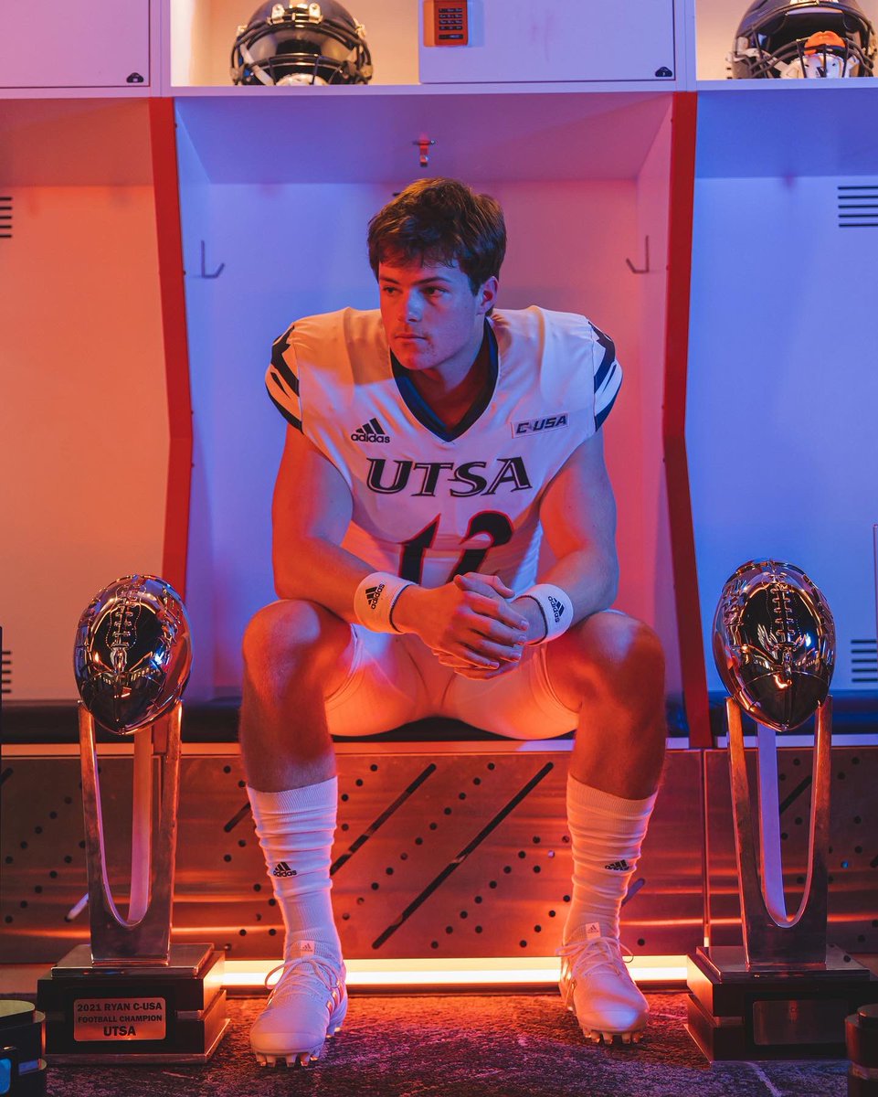 Jackson_Gilkey's tweet photo. 🏠.
@UTSAFTBL https://t.co/92ZWPKO1AC