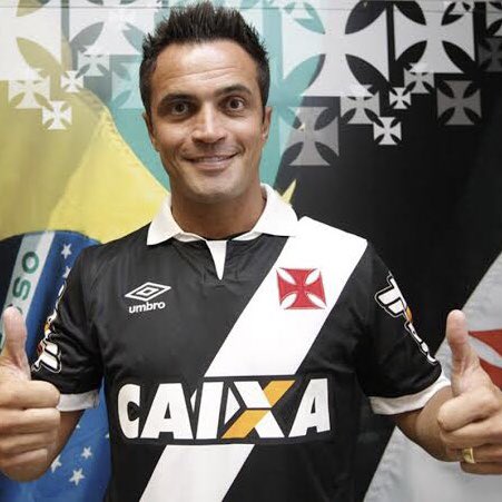 PomboMilGraau's tweet photo. O Rei do Futebol ✅
A Rainha do Futebol ✅
O Rei do Futsal ✅
O Rei do entretenimento ✅

Simplesmente Vasco da Gama 💢 https://t.co/CwWCJHiWxS